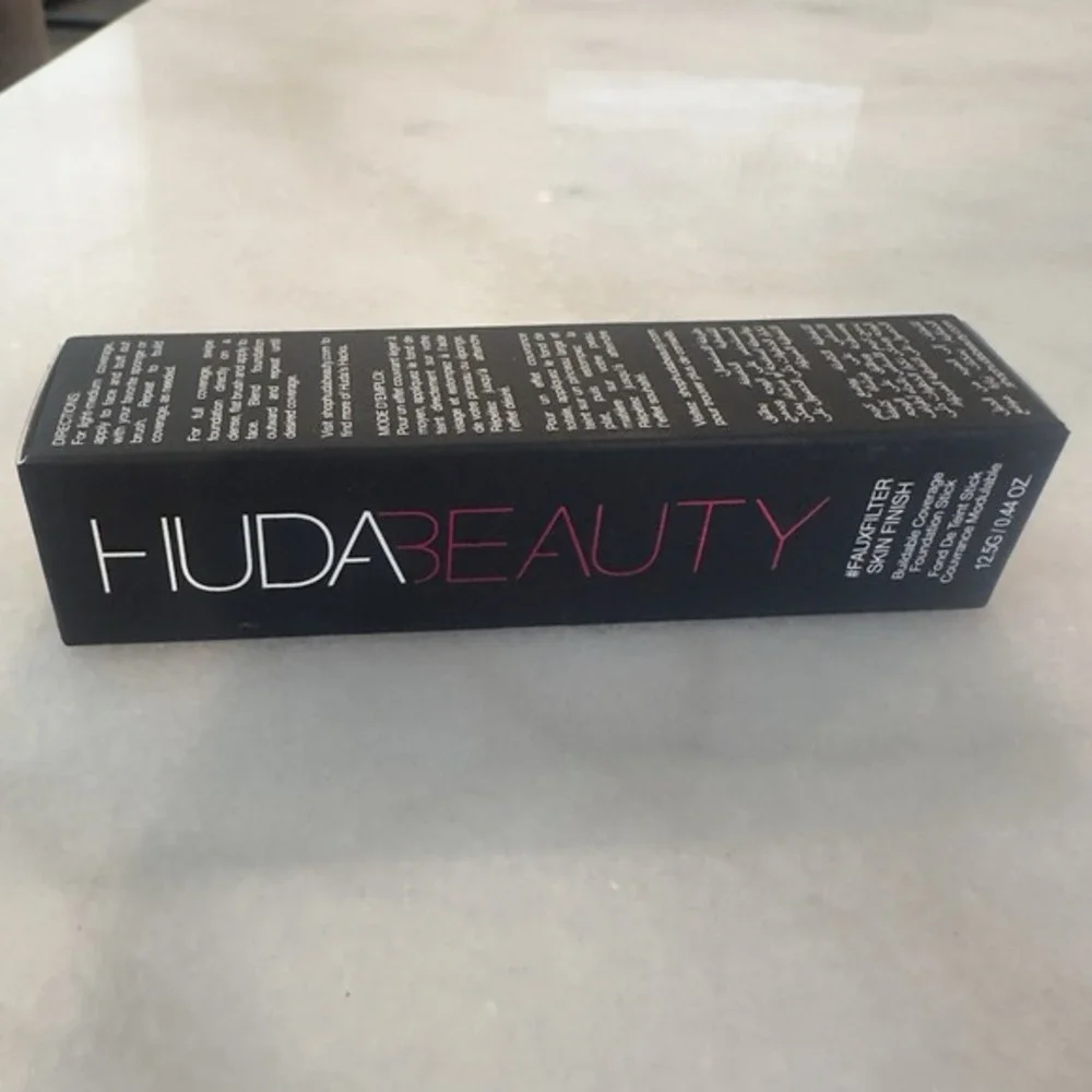 New Huda Beauty Fauxfilter Skin Finish Foundation Stick Mocha 500G